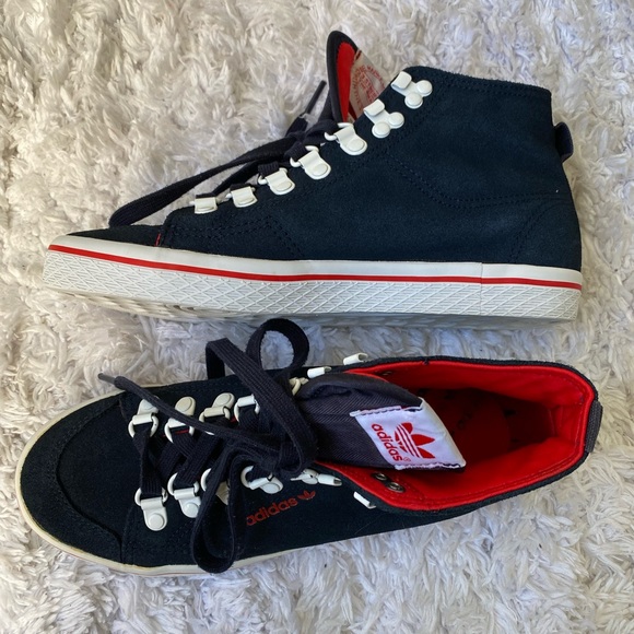 Adidas - Picture 4 of 6